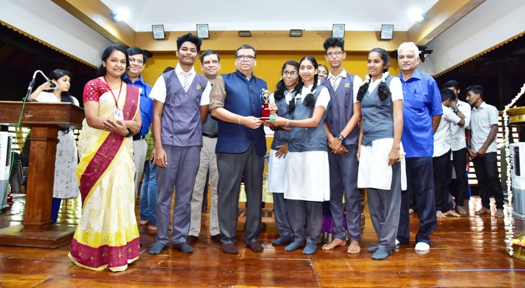 Saraswathi Vidyalaya was felicitated by Kerala Blood Donor Society on 14th June 2019